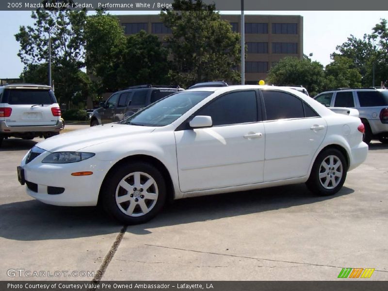 Performance White / Beige 2005 Mazda MAZDA6 i Sedan