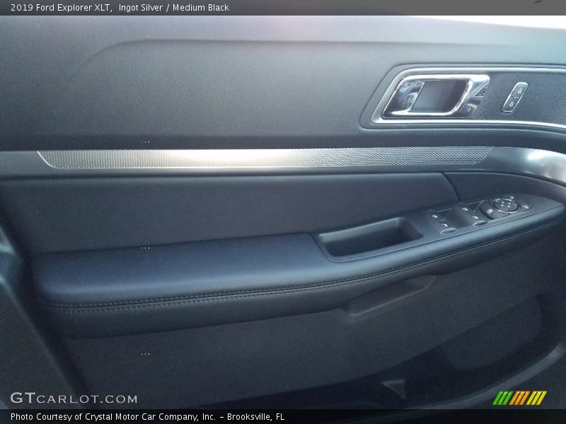 Ingot Silver / Medium Black 2019 Ford Explorer XLT