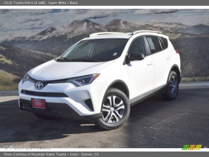 Super White / Black 2016 Toyota RAV4 LE AWD