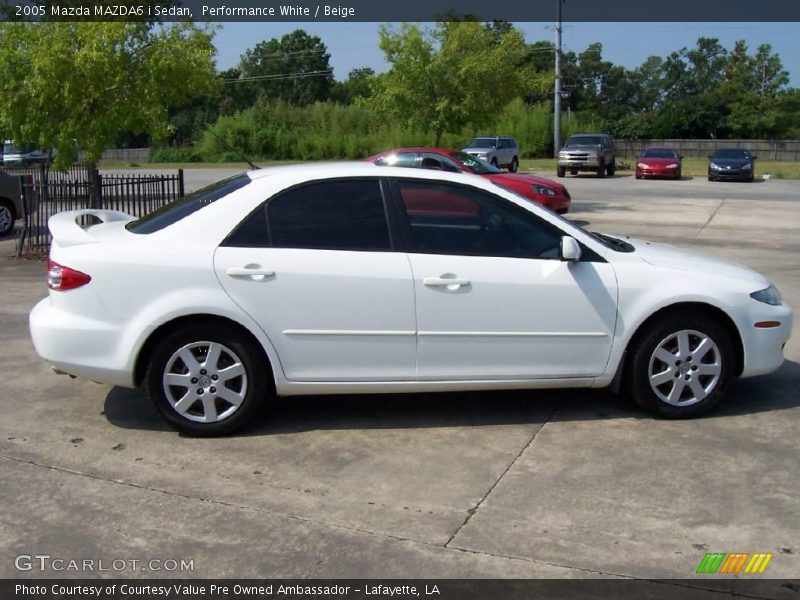 Performance White / Beige 2005 Mazda MAZDA6 i Sedan