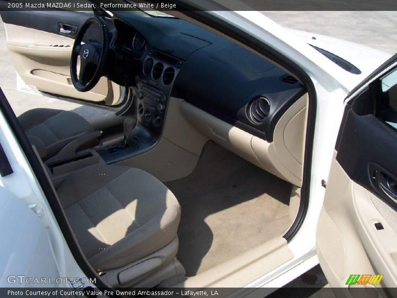 Performance White / Beige 2005 Mazda MAZDA6 i Sedan