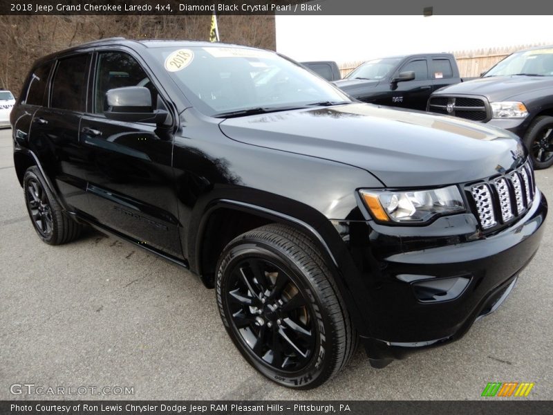 Diamond Black Crystal Pearl / Black 2018 Jeep Grand Cherokee Laredo 4x4