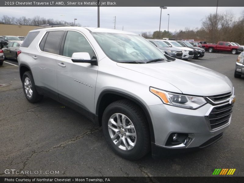 Silver Ice Metallic / Jet Black 2019 Chevrolet Traverse LT AWD