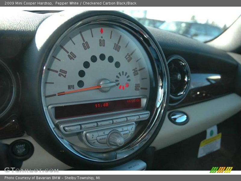 Pepper White / Checkered Carbon Black/Black 2009 Mini Cooper Hardtop