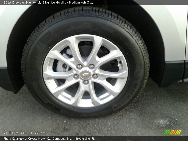 Silver Ice Metallic / Medium Ash Gray 2019 Chevrolet Equinox LS