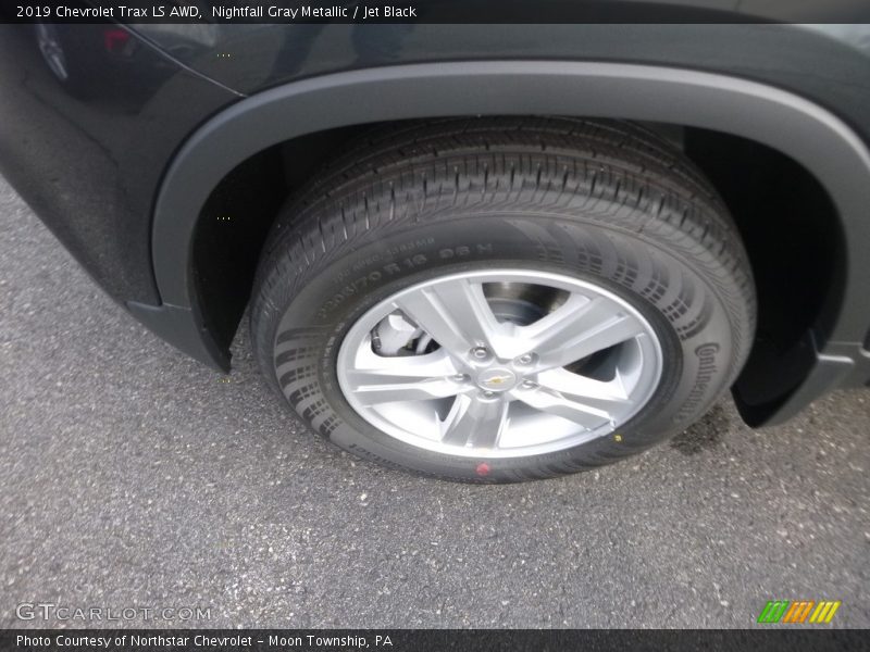 Nightfall Gray Metallic / Jet Black 2019 Chevrolet Trax LS AWD