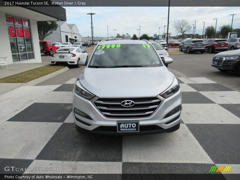 Molten Silver / Gray 2017 Hyundai Tucson SE