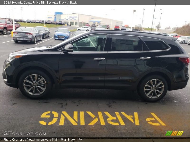 Becketts Black / Black 2019 Hyundai Santa Fe XL SE