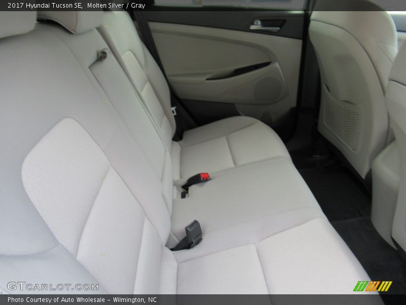 Molten Silver / Gray 2017 Hyundai Tucson SE