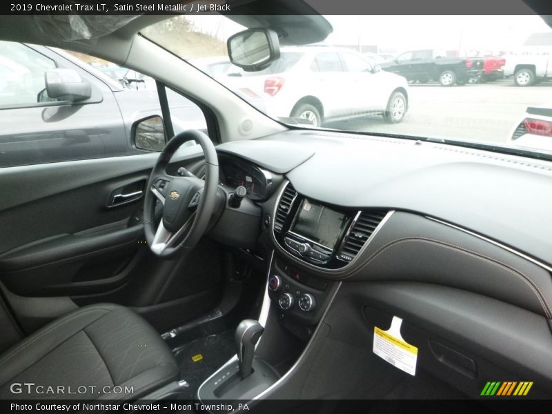 Satin Steel Metallic / Jet Black 2019 Chevrolet Trax LT