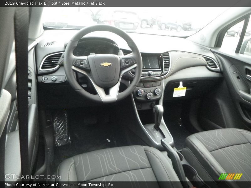 Satin Steel Metallic / Jet Black 2019 Chevrolet Trax LT