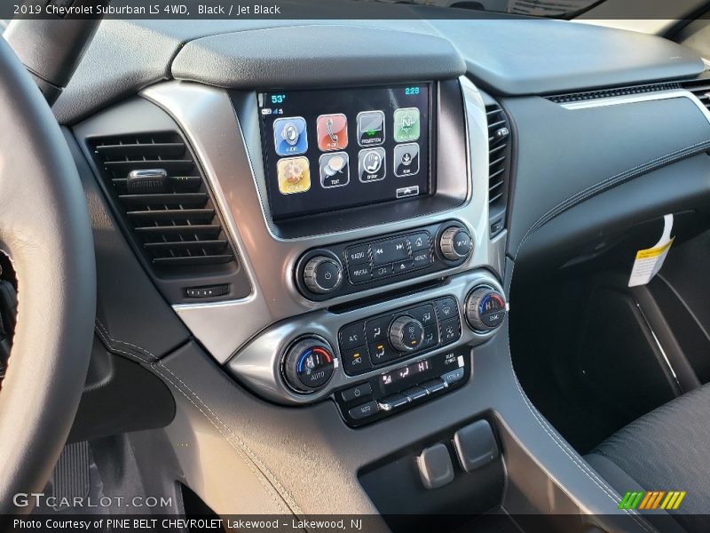 Black / Jet Black 2019 Chevrolet Suburban LS 4WD