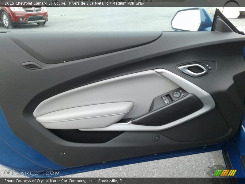 Door Panel of 2019 Camaro LT Coupe