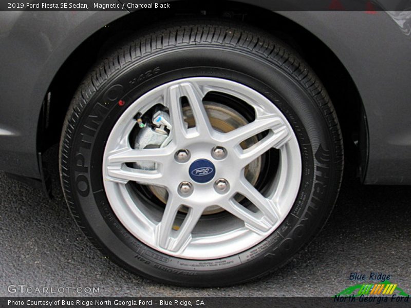 Magnetic / Charcoal Black 2019 Ford Fiesta SE Sedan