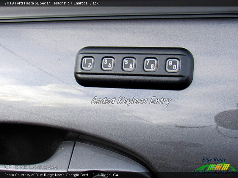 Magnetic / Charcoal Black 2019 Ford Fiesta SE Sedan