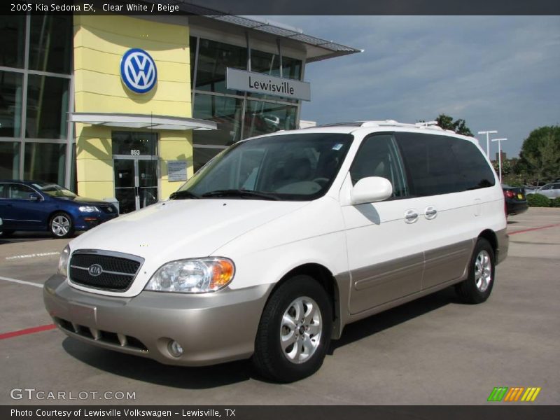 Clear White / Beige 2005 Kia Sedona EX