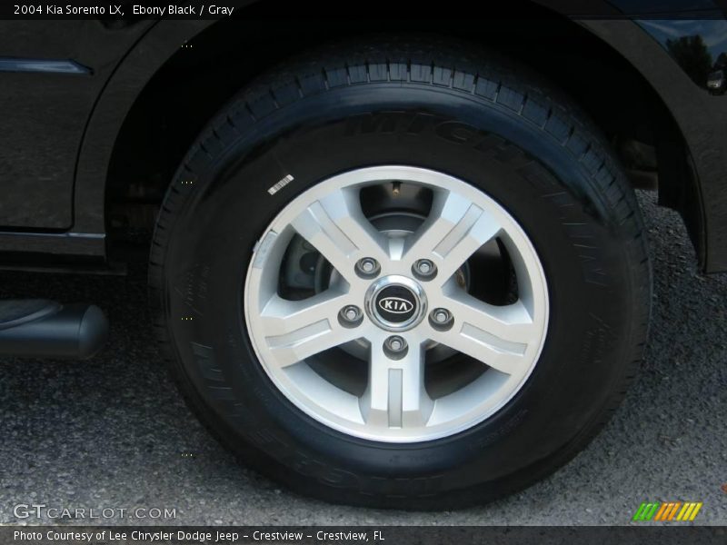Ebony Black / Gray 2004 Kia Sorento LX