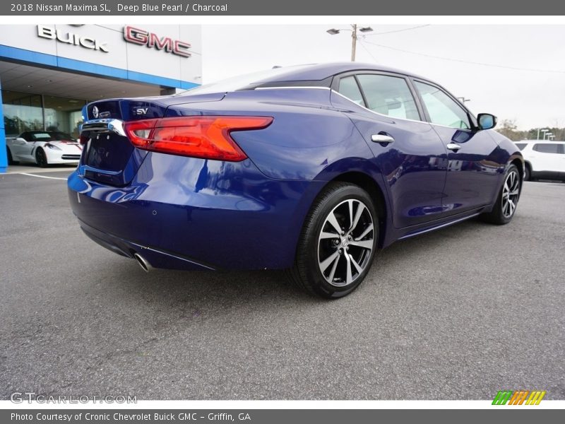 Deep Blue Pearl / Charcoal 2018 Nissan Maxima SL