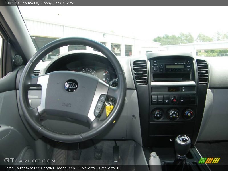 Ebony Black / Gray 2004 Kia Sorento LX