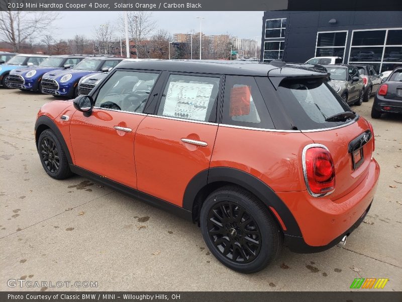 Solaris Orange / Carbon Black 2019 Mini Hardtop Cooper 4 Door