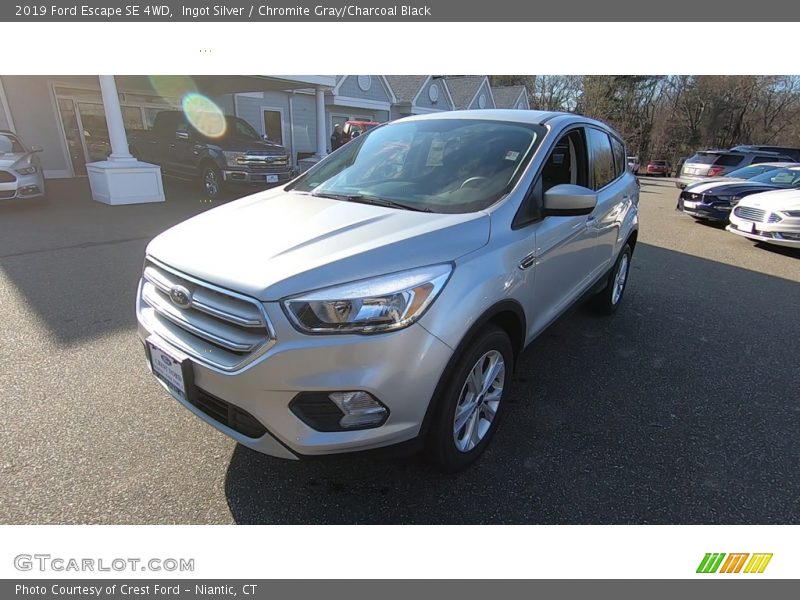 Ingot Silver / Chromite Gray/Charcoal Black 2019 Ford Escape SE 4WD