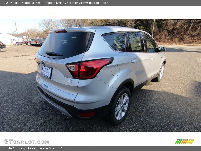 Ingot Silver / Chromite Gray/Charcoal Black 2019 Ford Escape SE 4WD