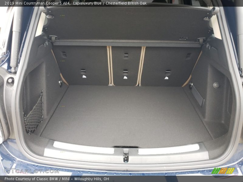 Lapisluxury Blue / Chesterfield British Oak 2019 Mini Countryman Cooper S All4