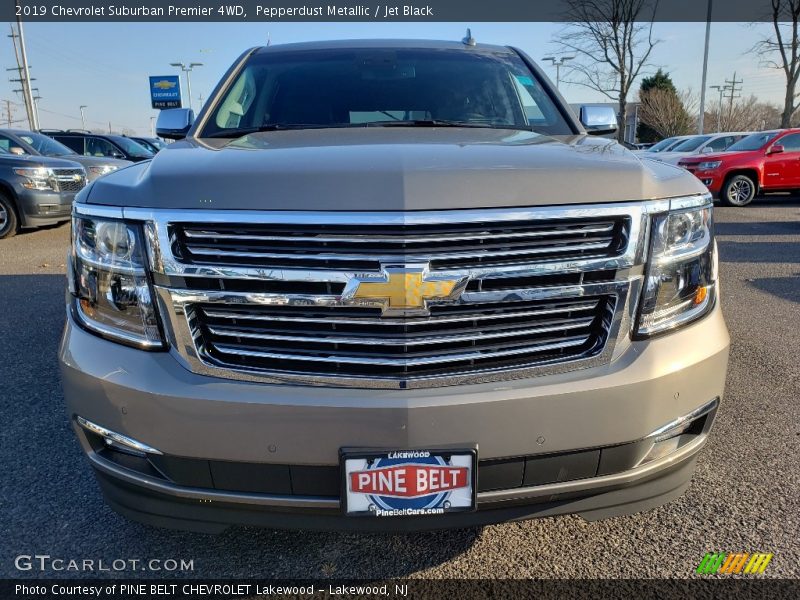 Pepperdust Metallic / Jet Black 2019 Chevrolet Suburban Premier 4WD
