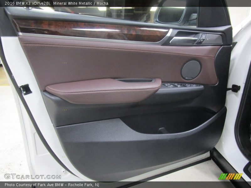Mineral White Metallic / Mocha 2016 BMW X3 xDrive28i