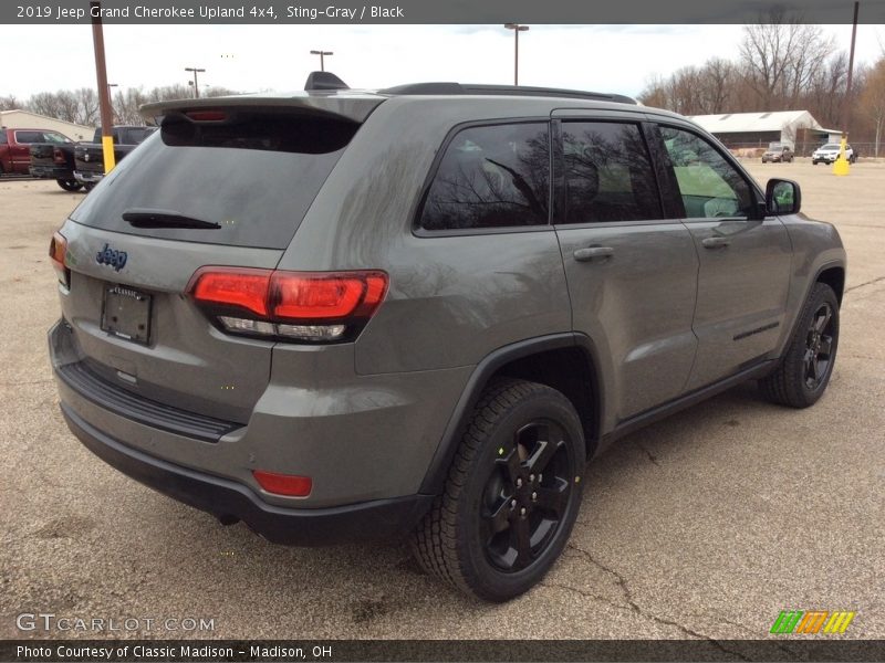Sting-Gray / Black 2019 Jeep Grand Cherokee Upland 4x4