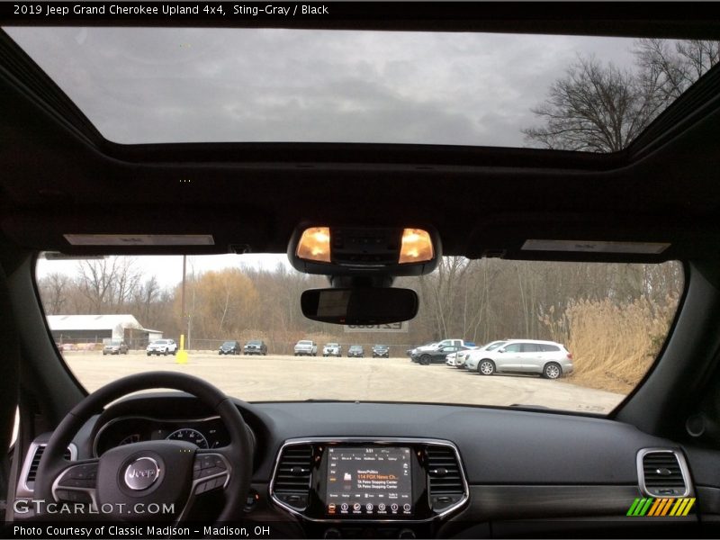 Sting-Gray / Black 2019 Jeep Grand Cherokee Upland 4x4