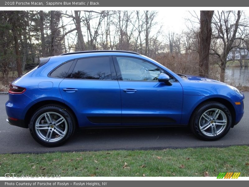 Sapphire Blue Metallic / Black 2018 Porsche Macan