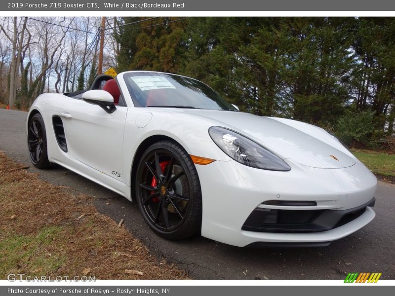 Front 3/4 View of 2019 718 Boxster GTS