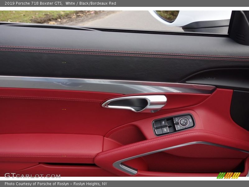 Door Panel of 2019 718 Boxster GTS