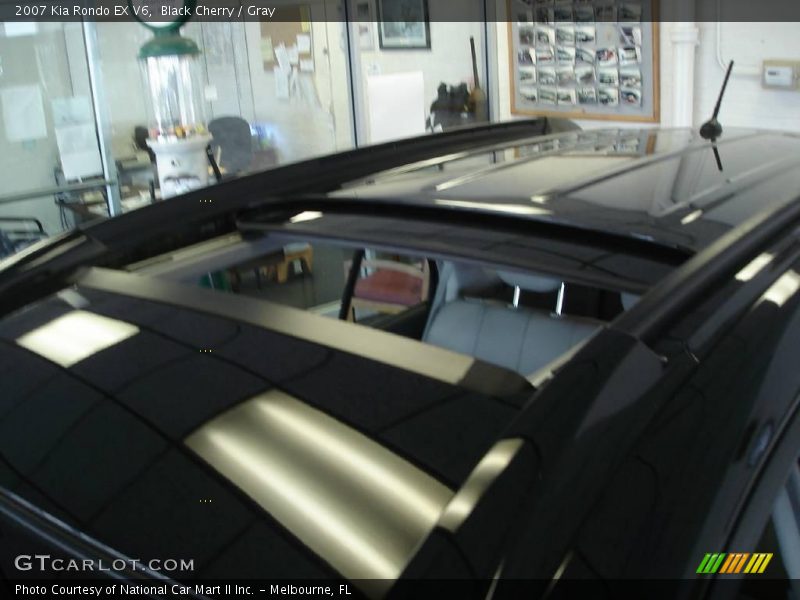 Black Cherry / Gray 2007 Kia Rondo EX V6