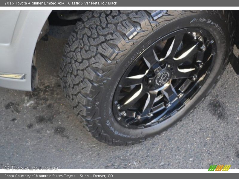 Classic Silver Metallic / Black 2016 Toyota 4Runner Limited 4x4