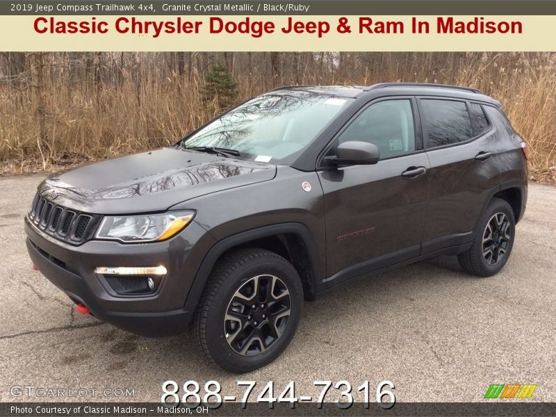 Granite Crystal Metallic / Black/Ruby 2019 Jeep Compass Trailhawk 4x4