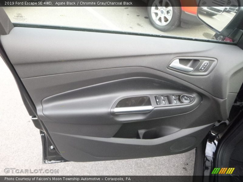 Agate Black / Chromite Gray/Charcoal Black 2019 Ford Escape SE 4WD