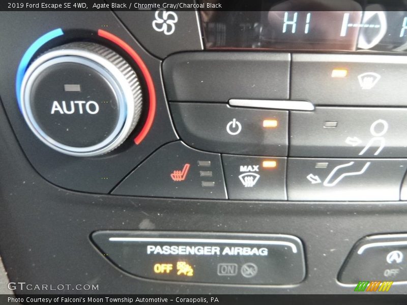 Agate Black / Chromite Gray/Charcoal Black 2019 Ford Escape SE 4WD