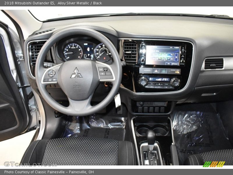 Dashboard of 2018 Outlander ES