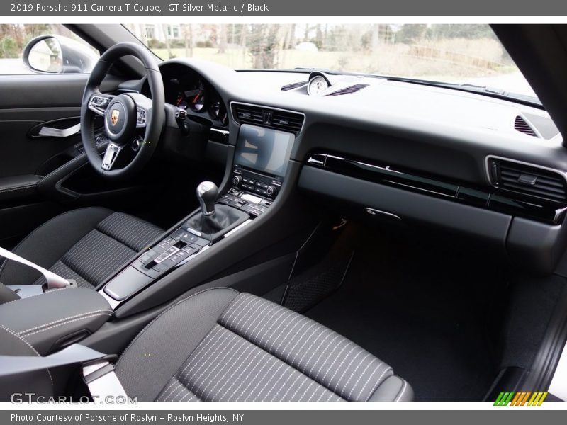 Dashboard of 2019 911 Carrera T Coupe