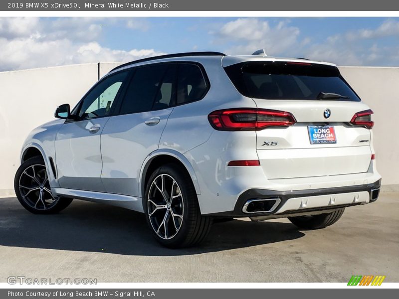Mineral White Metallic / Black 2019 BMW X5 xDrive50i