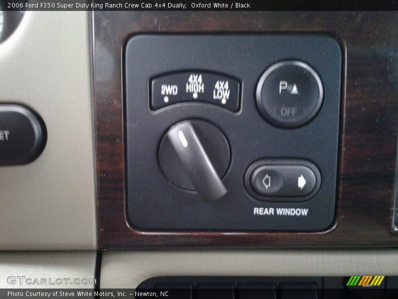 Oxford White / Black 2006 Ford F350 Super Duty King Ranch Crew Cab 4x4 Dually