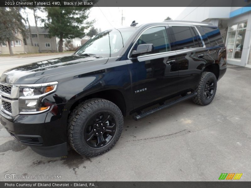 Black / Jet Black 2019 Chevrolet Tahoe LS 4WD