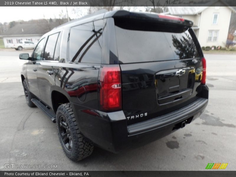 Black / Jet Black 2019 Chevrolet Tahoe LS 4WD