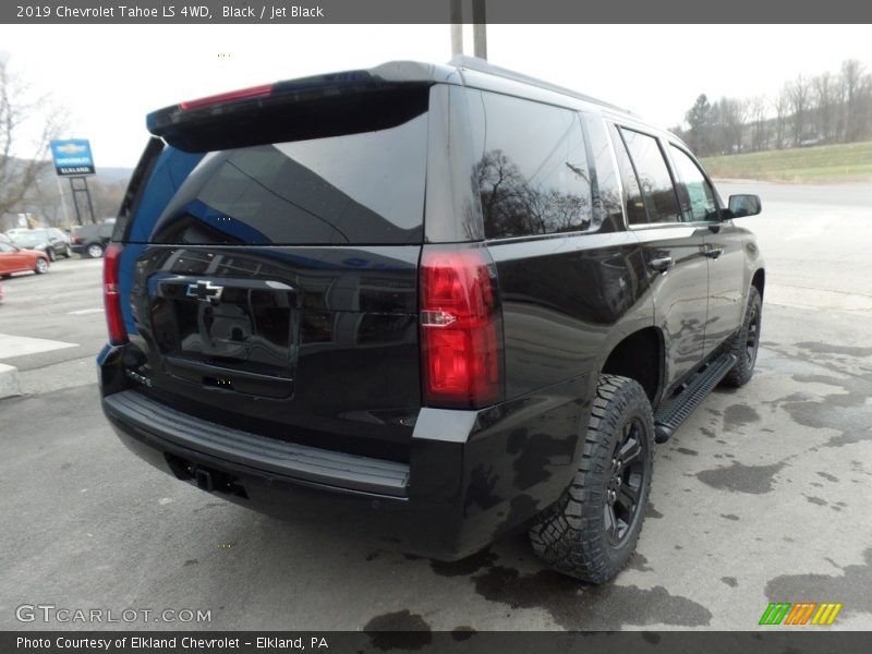 Black / Jet Black 2019 Chevrolet Tahoe LS 4WD