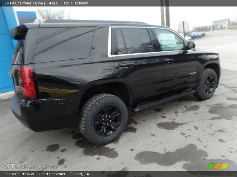 Black / Jet Black 2019 Chevrolet Tahoe LS 4WD