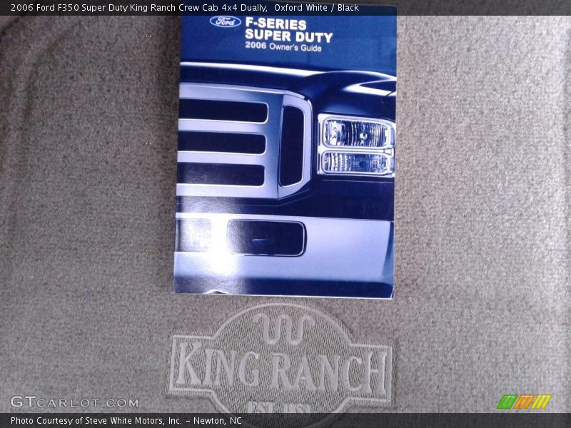 Oxford White / Black 2006 Ford F350 Super Duty King Ranch Crew Cab 4x4 Dually