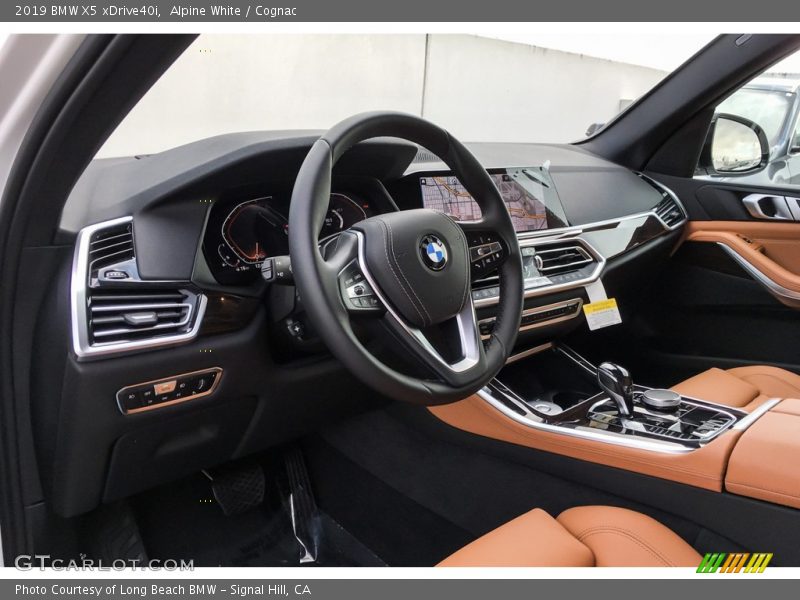 Alpine White / Cognac 2019 BMW X5 xDrive40i