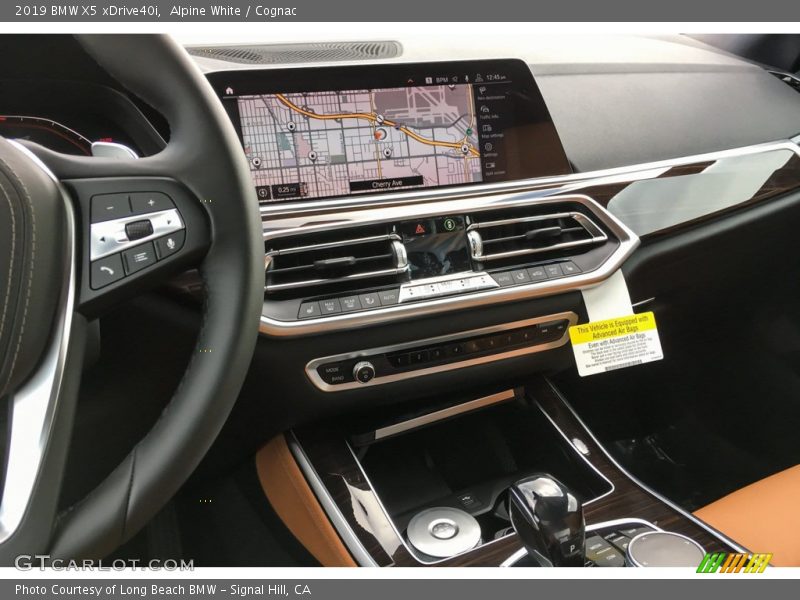 Alpine White / Cognac 2019 BMW X5 xDrive40i